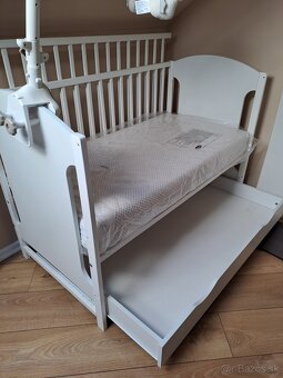 Detská postieľka s matracom (biela, ako nová) - 3