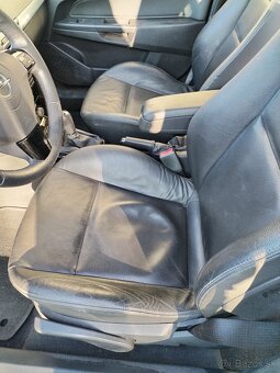 Opel Astra 1.7 TDI r.v. 2009 - 3