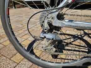 Predam horsky bicykel s kvalitnou vybavou - 3