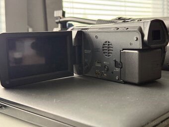 PANASONIC HC-X 920 - 3