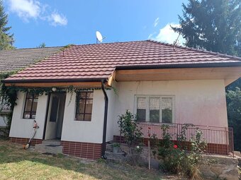 Hospodárska usadlosť s 3,6 hektárovým pozemkom na samote Nov - 3