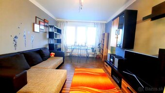 Na predaj veľkometrážny 3 izbový byt s balkónom - 3