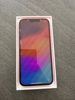 iPhone 13 128GB, red
iPhone 13 128 GB – červený (PRODUCT)RE - 3