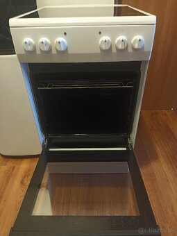 Amica 5010CE1 30PW
Používaný 3 roky
Plne funkčný
Bez kabl - 3