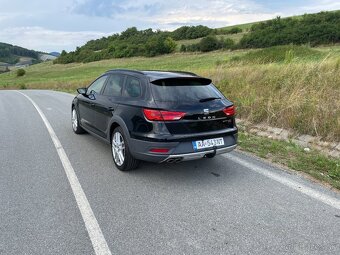 Seat Leon 4x4 Xperience 2.0tdi DSG - 3