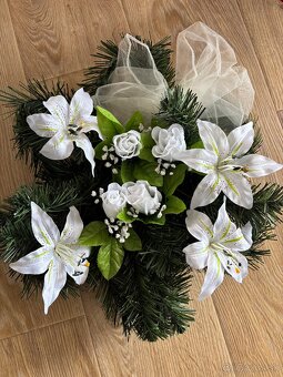 PREDÁM VENCE NA HROB - 3