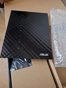 Router asus - 3