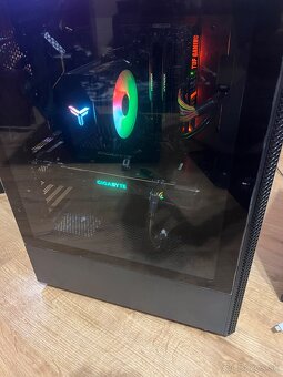 Herne pc i7 8700 - 3