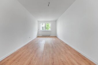 Jedinečný 4-izbový byt, 132m2 pri centre mesta s terasou - 3