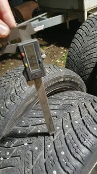 Zimné pneu 225/45 R18 s hrotmi 4KS - 3