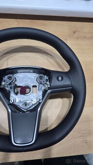 volant TESLA model 3 , Tesla Y VYHRIEVANÝ - 3