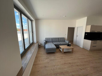 2izbový byt v Skalici na prenájom - 3