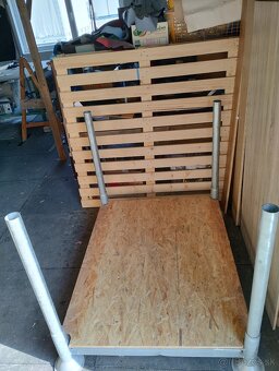 Predám kovovú paletu - 3