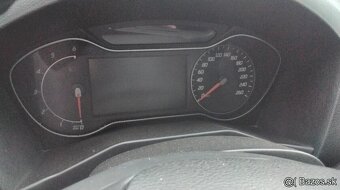 FORD MONDEO 1.6 TDCI 2011 MK4 predám SVETLO, PIATE DVERE KOM - 3