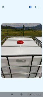 Plastová nádrž 1000L - 3