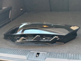 Sklo kryt na svetlo Volkswagen passat B8 pravé (spolujazdec) - 3