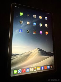 Apple iPad Air 11" M2 Wi-Fi + Cellular 256GB - 3