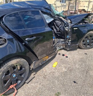 Predám v celku na diely. Bmw 118d - 3
