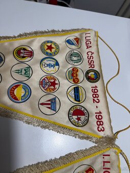 Predam dva ks vlajky Liga ČSSR - 3