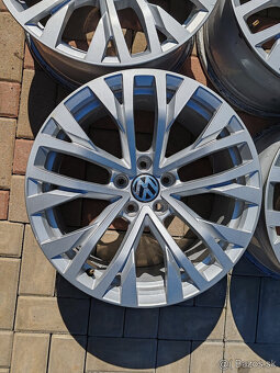 VW TUAREG,AUDI  5X112 - 3