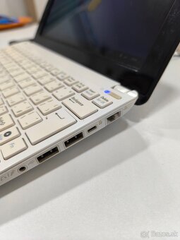 ASUS EEE - 3