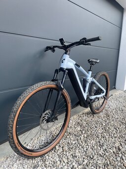 BOSCH Cube Stereo Hybrid Pro 750 - 3