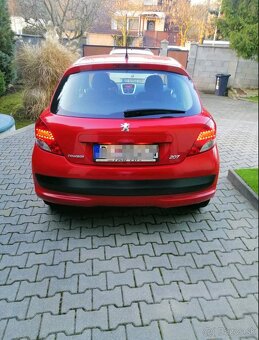 Peugeot 207 - 3