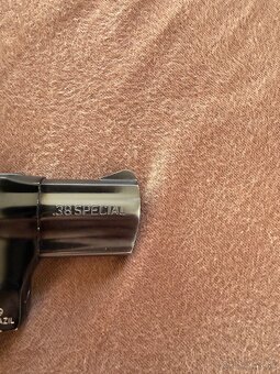 Revolver Taurus 85 - 38 special ultra lite - 3