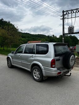 Suzuki Grand Vitara XL7 - 3
