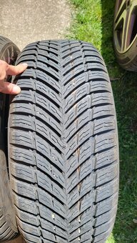 235/60 r17 celoročné ako nové - 3