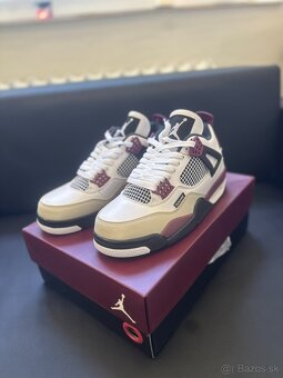 Paris Saint-Germain x Air Jordan 4 Retro 'Bordeaux' - 3