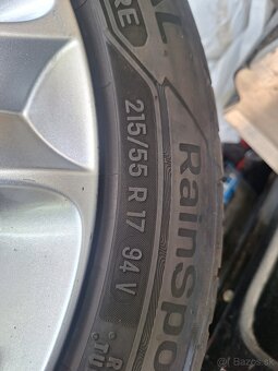 215/55R17  Peugeot 5x108 - 3