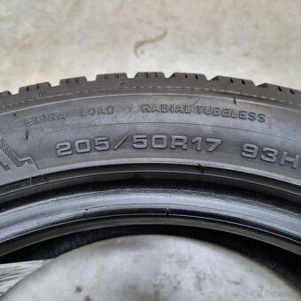 Zimné pneumatiky 205/50 R17 DUNLOP DOT2919 - 3