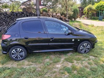 PEUGEOT 206; 1,4i; 93 000 km - 3