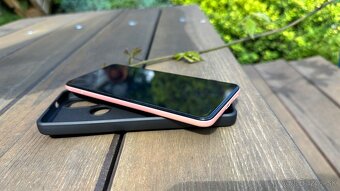 Motorola E40 Pink 4GB Ram 64GB - 3