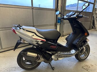 Peugeot speedfight 2 - 3