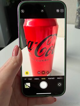 Predám iPhone 16 128GB Pink - 3