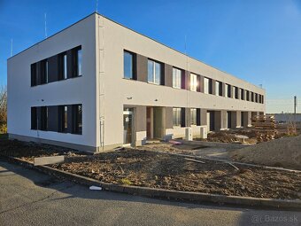 Na prenájom- sklady a garáže- Rozvojová ulica, Košice - 3