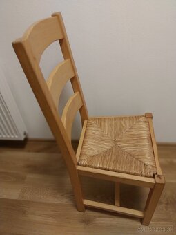 Kuchynský stôl + 4 stolicky - 3