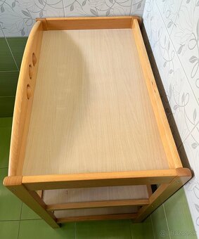 Prebaľovací pult - 3