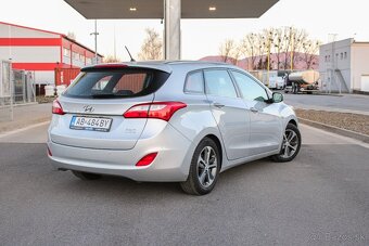Hyundai i30 CW 1.6 CRDi 16V DOHC - 3
