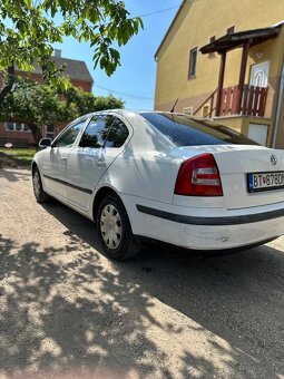 Skoda octavia 2, 1,6 75kw - 3