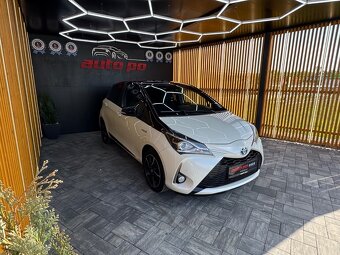 Toyota Yaris 1.5 Hybrid Selection e-CVT - 3