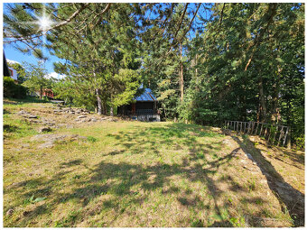SLNEČNÉ STRÁNE / ZÁHRADNÁ CHATKA / BB / POZEMOK 880 m2 - 3
