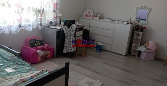 NA PREDAJ Rodinný dom po komplexnej rekonštrukcii KOŇUŠ - 3