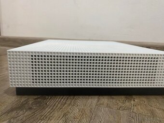 Xbox ONE S - 3