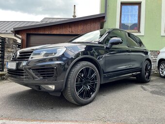 Volkswagen Touareg 3.0 TDI 4motion - 3