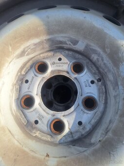 205/65R16C  Mercedes - 3
