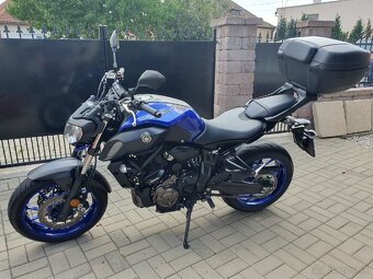 Yamaha MT 07 - 3