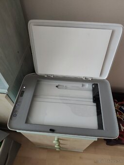 HP Deskjet 2720 - 3